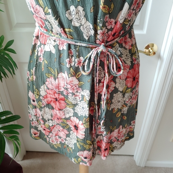 (SOLD) Billabong Shift Flutter Floral Backless Mini Dress Green XS - Picture 4 of 8